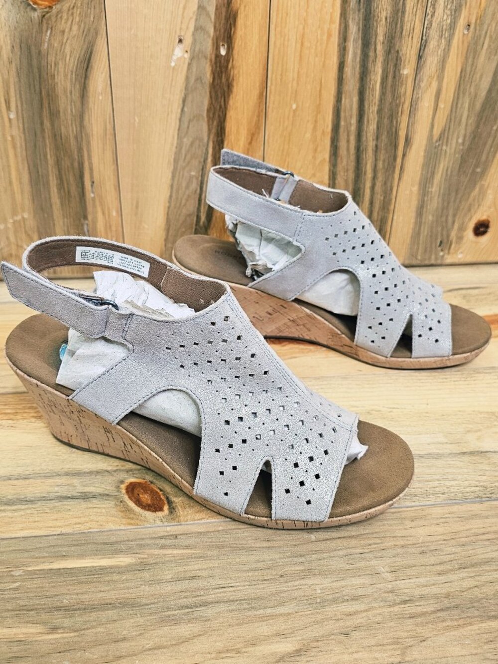 Rockport Briah Wedge Sandal Metallic Gold Perforated Leather Size 10